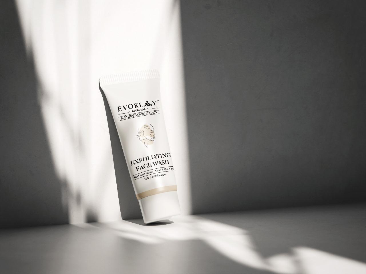 EVOKLAY Exfoliating Face Wash