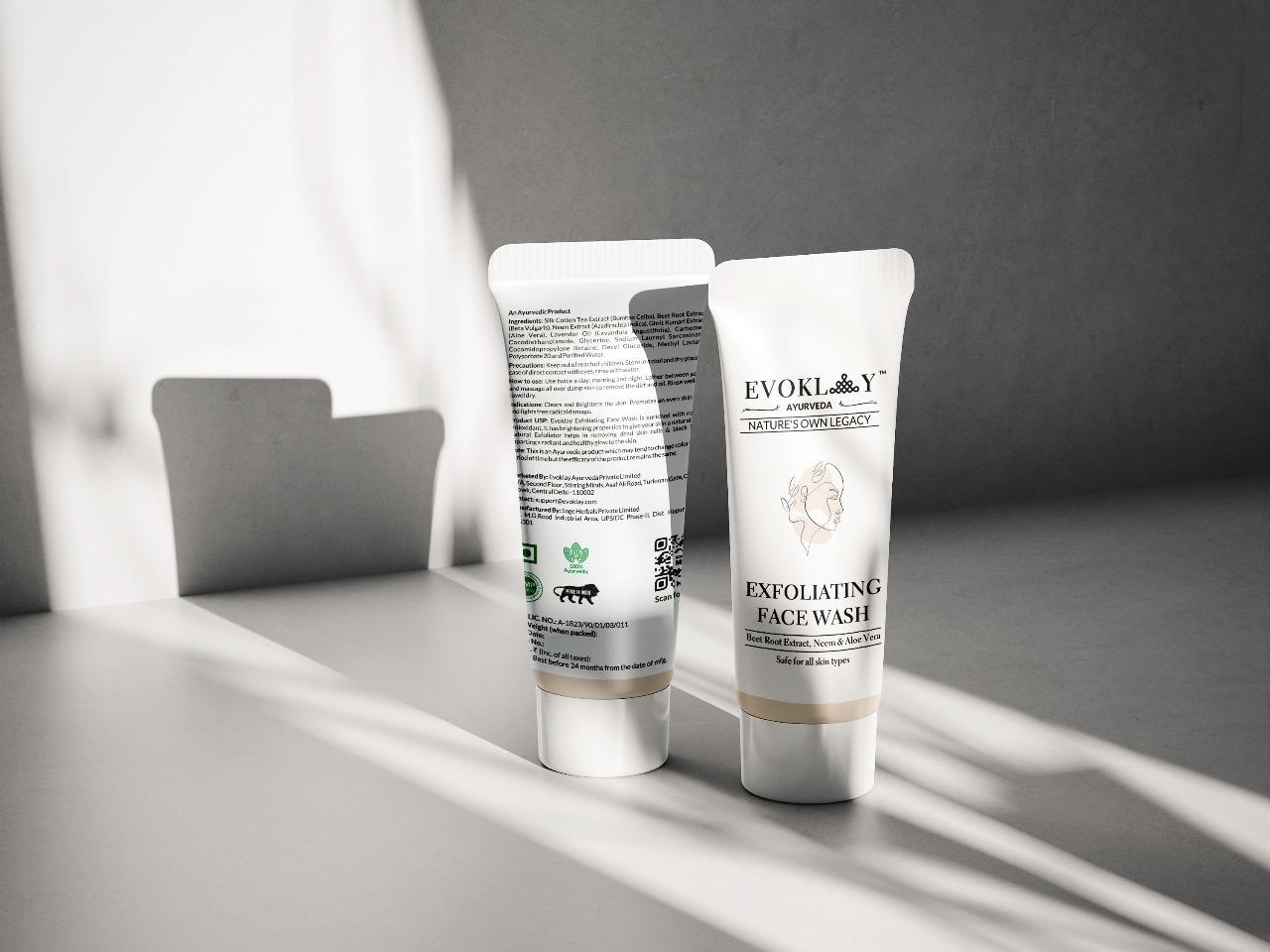 EVOKLAY Exfoliating Face Wash